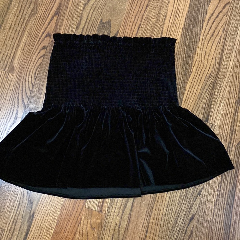 Zara black velvet skirt